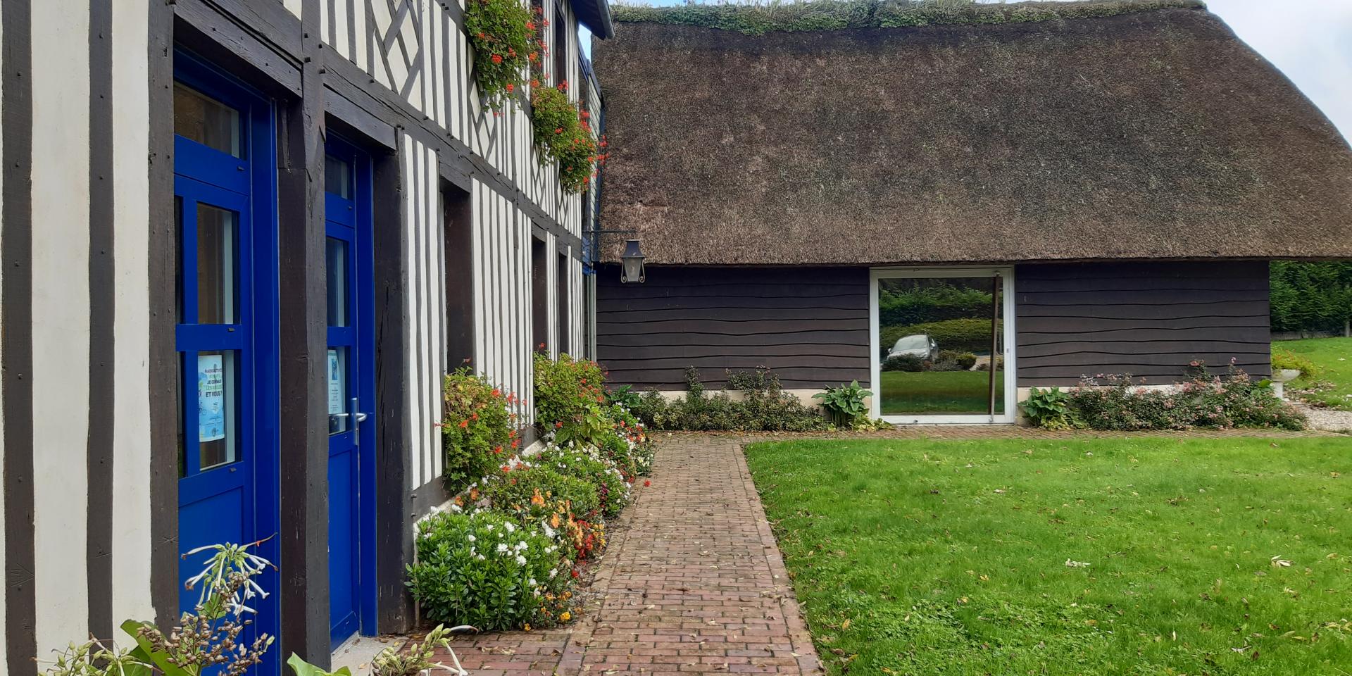 Bibliothèque Saint Ouen Du Breuil